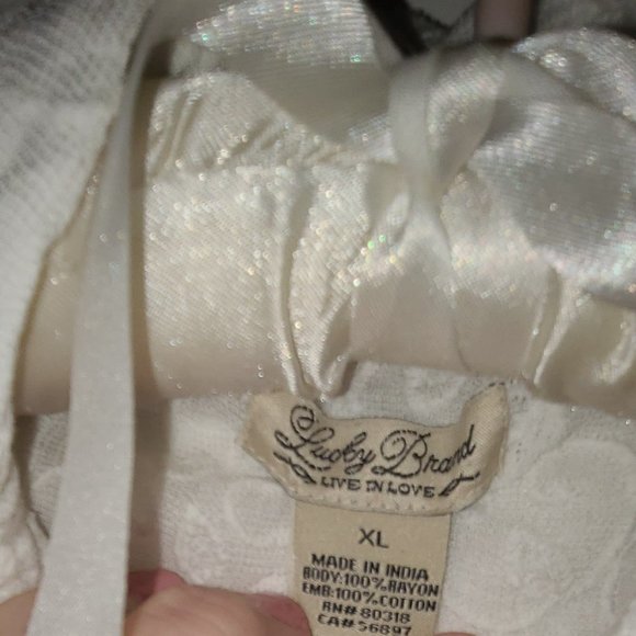 LUCKY BRAND, "Lucky In Love" Long Sleeved Lace Blouse (SIZE XL) - Picture 4 of 4